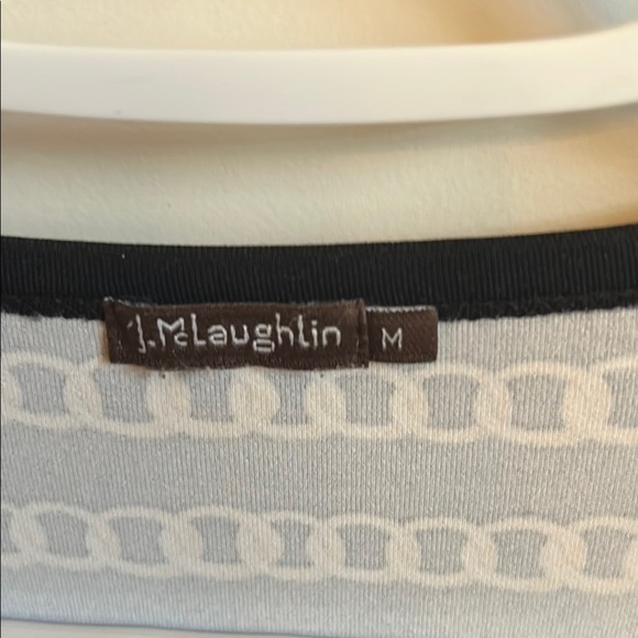 J. McLaughlin Luxe Black & Gold Chain top with 3/4 Sleeves, size M - Picture 4 of 6